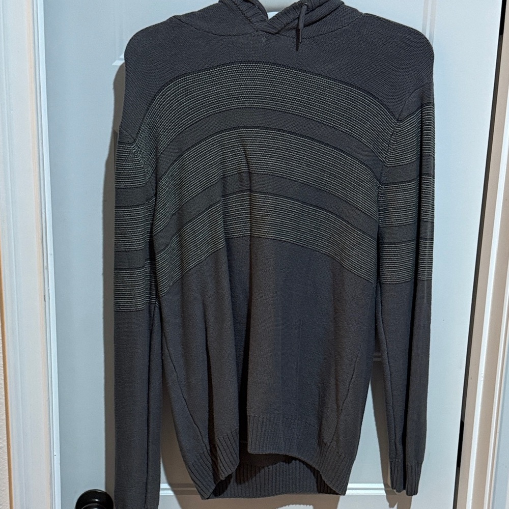 MENS SWEATER HOODIE LARGE